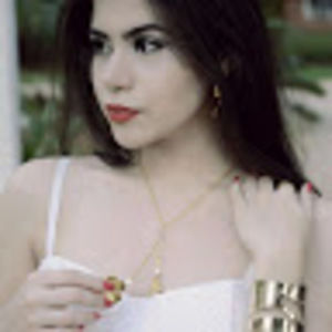 Meet your Posher, Laura isabel